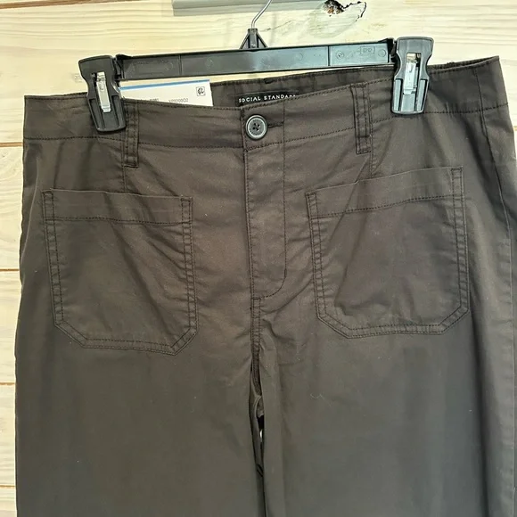 Sanctuary Black Crop Pants - Picture 4 of 6